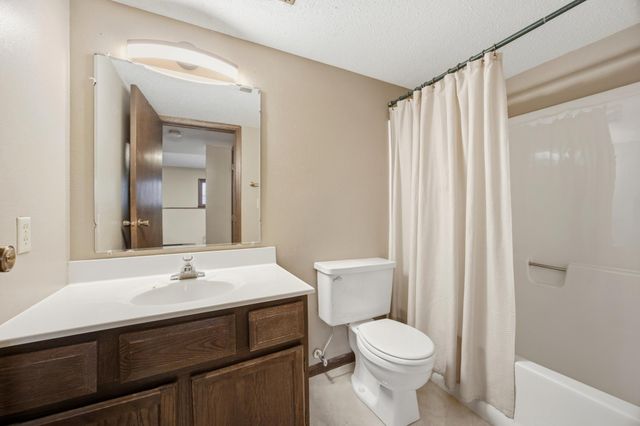 2301 N Flickertail Drive S, Fargo, ND 58103