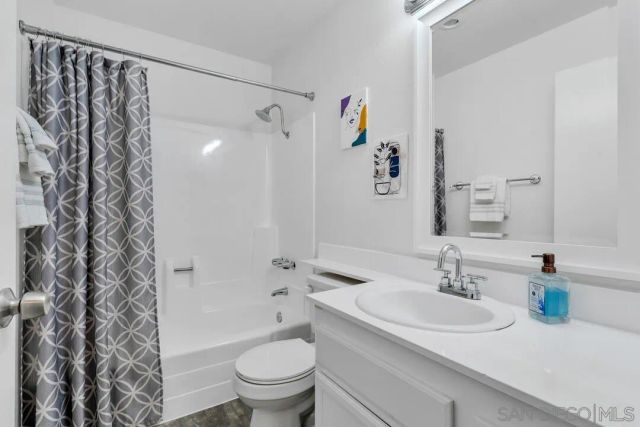 12650 Lakeshore Dr. Unit 127, Lakeside, CA 92040