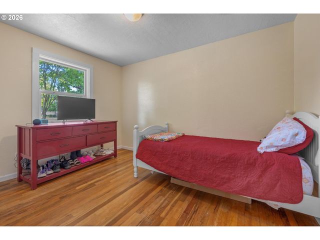 152 WARNER PARROTT Rd, Oregon City, OR 97045