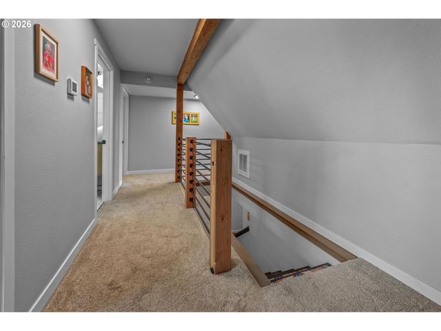 152 WARNER PARROTT Rd, Oregon City, OR 97045