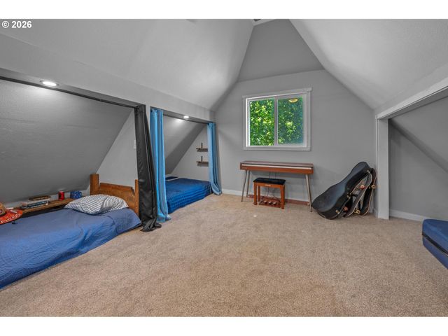 152 WARNER PARROTT Rd, Oregon City, OR 97045