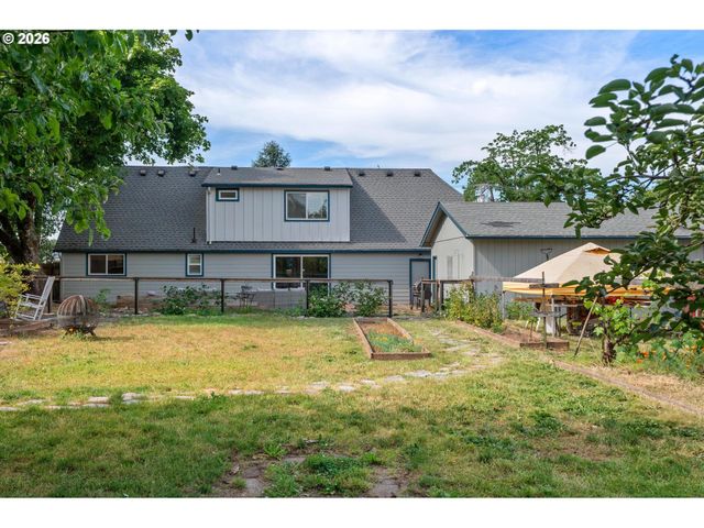 152 WARNER PARROTT Rd, Oregon City, OR 97045