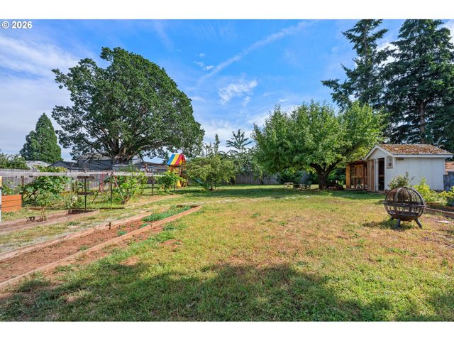 152 WARNER PARROTT Rd, Oregon City, OR 97045