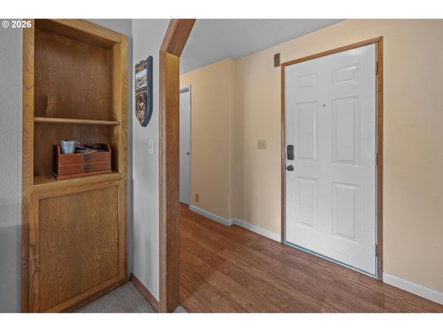 152 WARNER PARROTT Rd, Oregon City, OR 97045