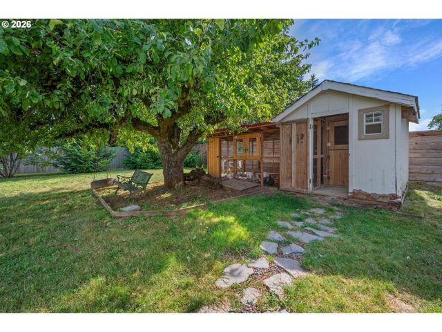 152 WARNER PARROTT Rd, Oregon City, OR 97045