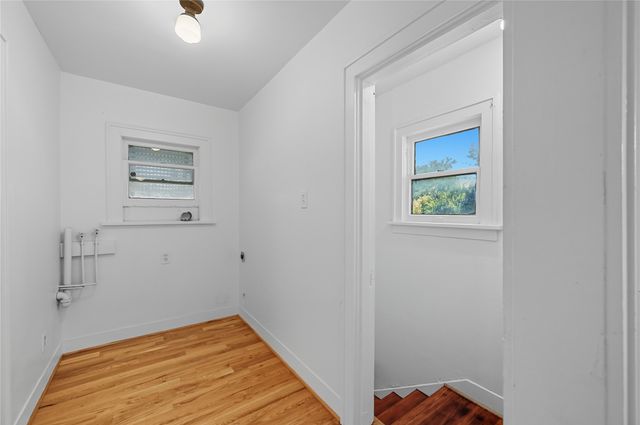 800 W Lowden Street, Fort Worth, TX 76110