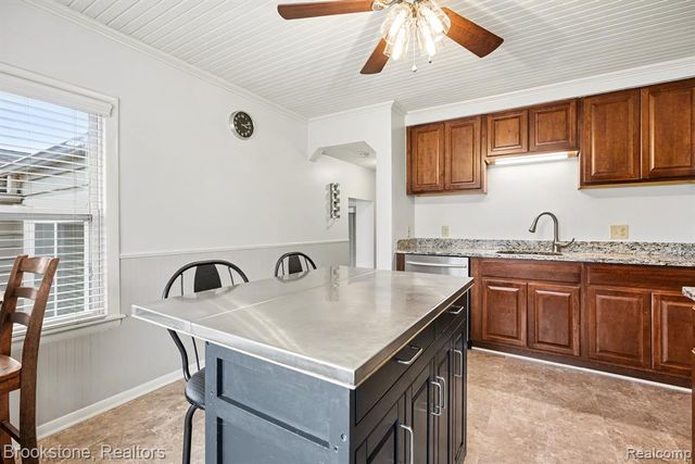 22033 Alger Street, Saint Clair Shores, MI 48080