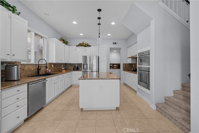 29350 Las Brisas, Valencia, CA 91354