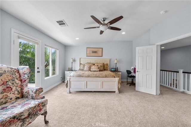 29350 Las Brisas, Valencia, CA 91354