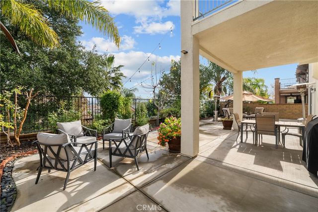 29350 Las Brisas, Valencia, CA 91354