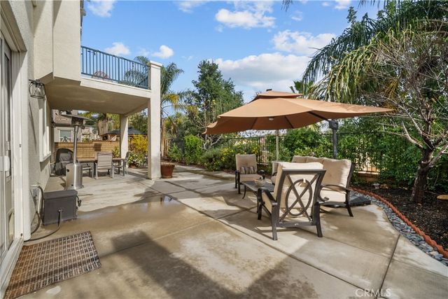 29350 Las Brisas, Valencia, CA 91354