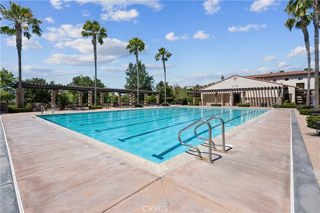 29350 Las Brisas, Valencia, CA 91354