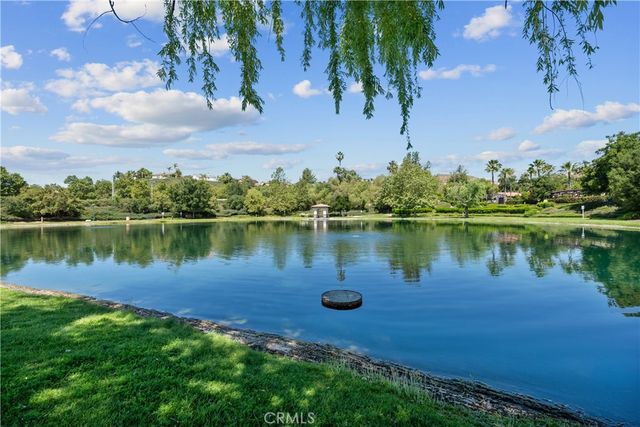 29350 Las Brisas, Valencia, CA 91354