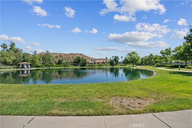 29350 Las Brisas, Valencia, CA 91354