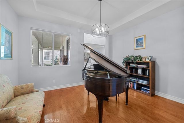 29350 Las Brisas, Valencia, CA 91354