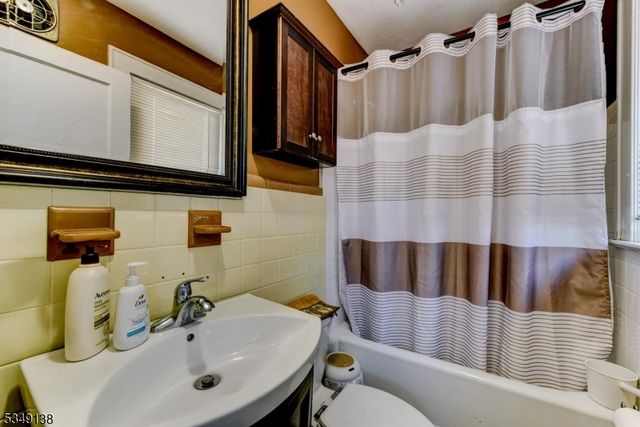 21 Ivanhoe Ave, Somerville Boro, NJ 08876