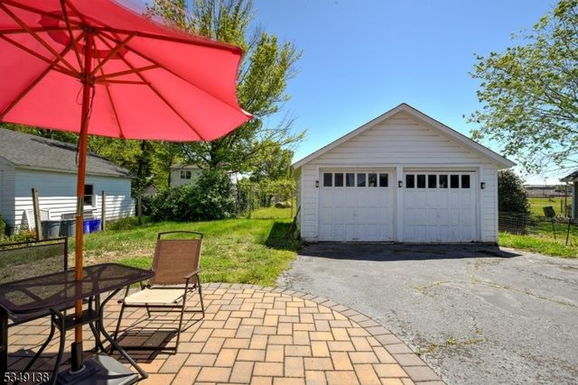 21 Ivanhoe Ave, Somerville Boro, NJ 08876