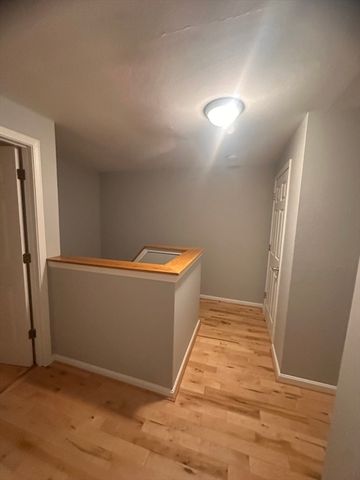 16 Kennedy Dr 16, Chelmsford, MA 01863