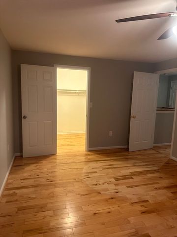 16 Kennedy Dr 16, Chelmsford, MA 01863