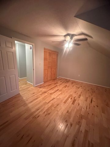 16 Kennedy Dr 16, Chelmsford, MA 01863