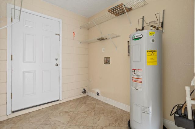1208 ROMA COURT, Orlando, FL 32825