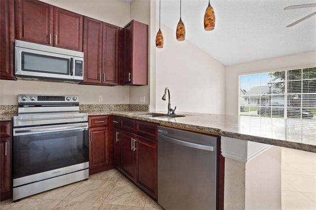 1208 ROMA COURT, Orlando, FL 32825