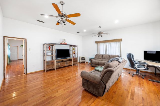 29120 Main St, Dunnigan, CA 95937