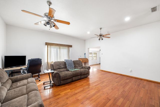 29120 Main St, Dunnigan, CA 95937