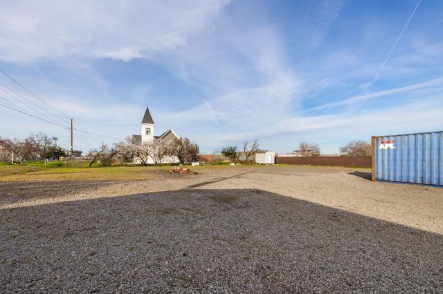 29120 Main St, Dunnigan, CA 95937