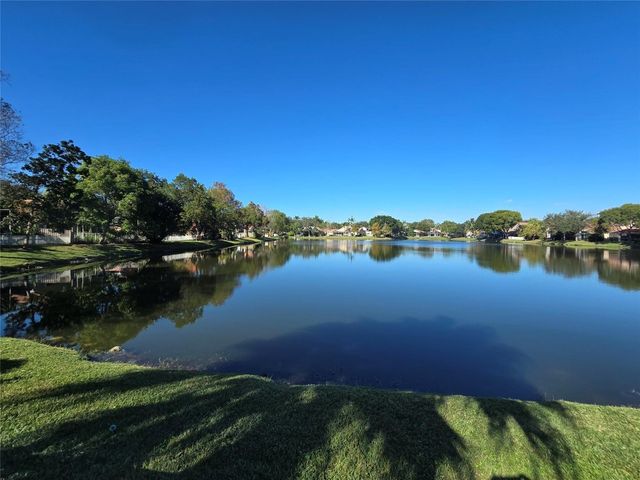 10061 NW 2nd Street, Plantation, FL 33324