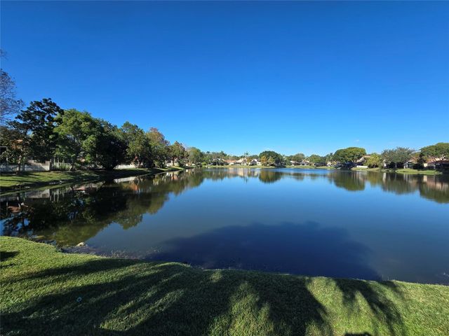 10061 NW 2nd Street, Plantation, FL 33324