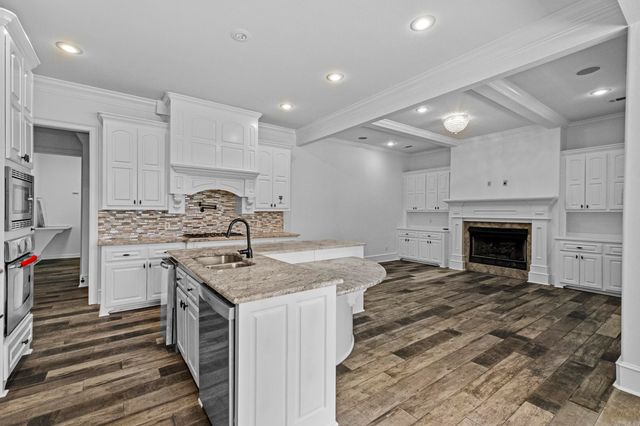 603 Sedgefield Drive, Bryant, AR 72022