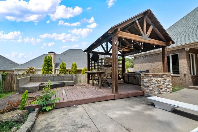 603 Sedgefield Drive, Bryant, AR 72022