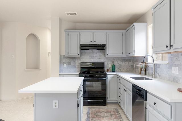 208 Natali ST, Austin, TX 78748