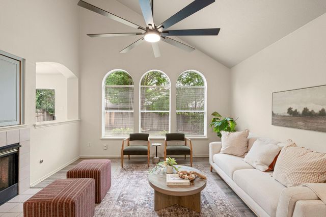 208 Natali ST, Austin, TX 78748