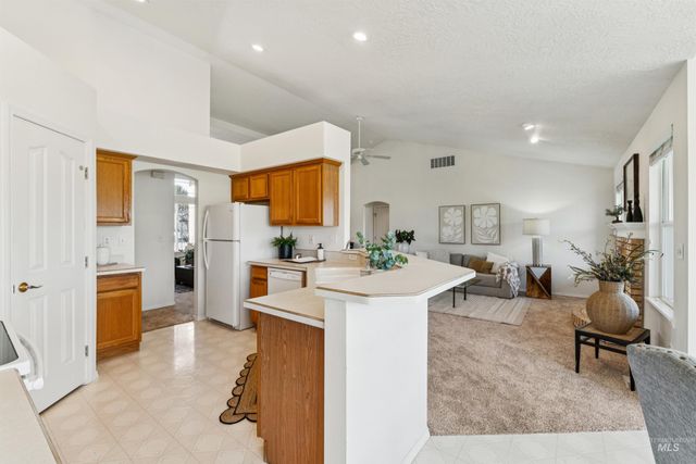 3850 W Teter Street, Meridian, ID 83646