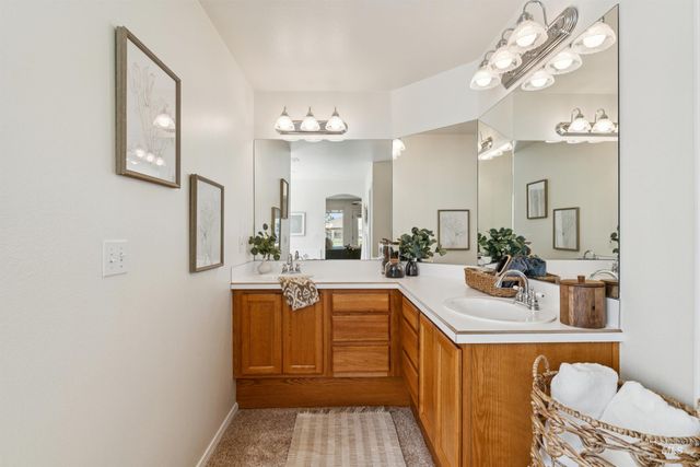 3850 W Teter Street, Meridian, ID 83646