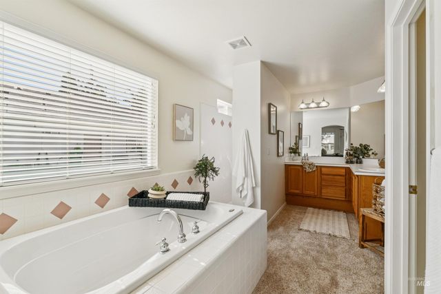 3850 W Teter Street, Meridian, ID 83646