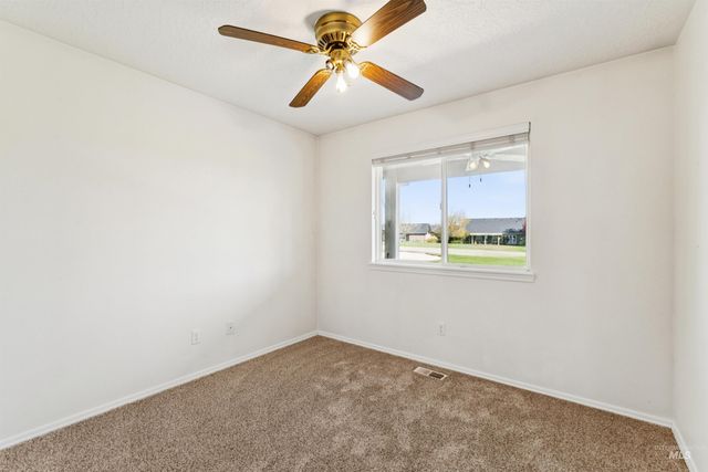 3850 W Teter Street, Meridian, ID 83646