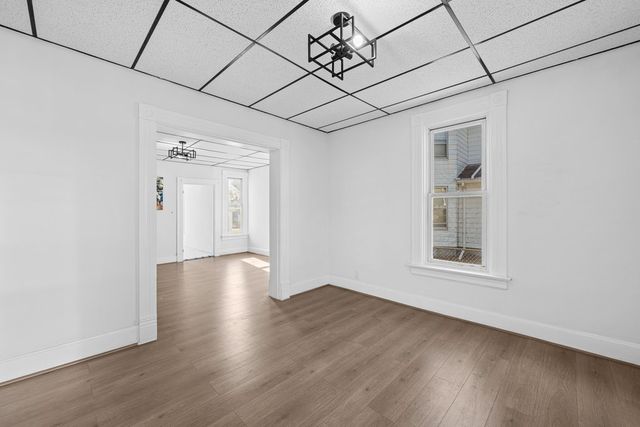 1507 W 8 Street, Davenport, IA 52802