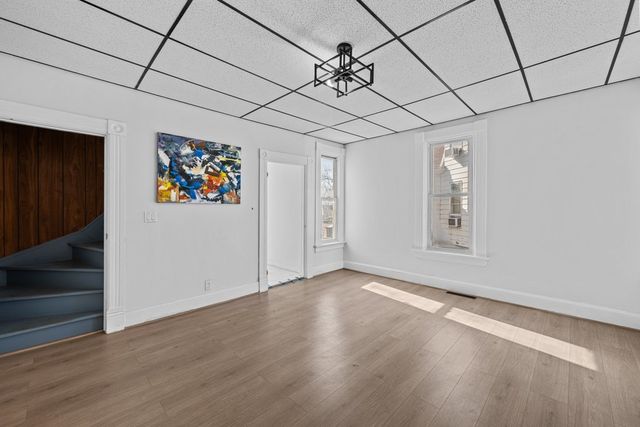 1507 W 8 Street, Davenport, IA 52802