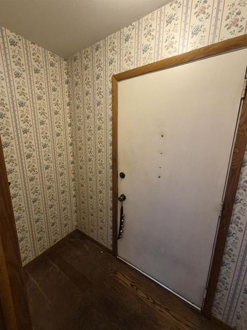 1456 W 4TH AVENUE, Oshkosh, WI 54902