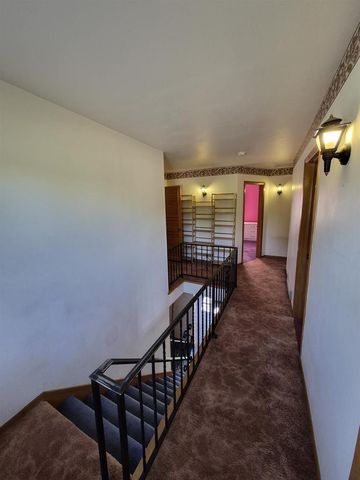 1456 W 4TH AVENUE, Oshkosh, WI 54902