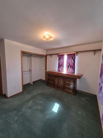 1456 W 4TH AVENUE, Oshkosh, WI 54902