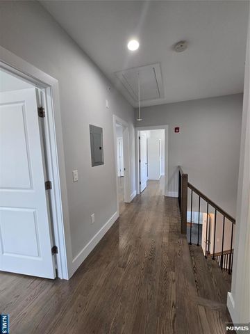 21 Summit Street, Tenafly, NJ 07670