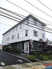 21 Summit Street, Tenafly, NJ 07670