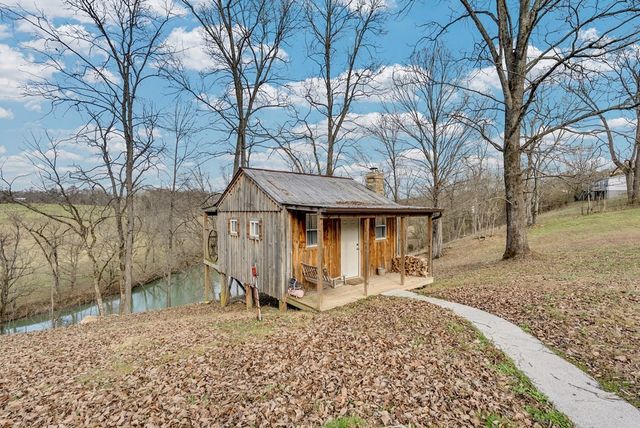 579 Blue Springs Rd, Sparta, TN 38583