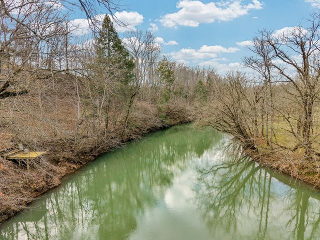 579 Blue Springs Rd, Sparta, TN 38583