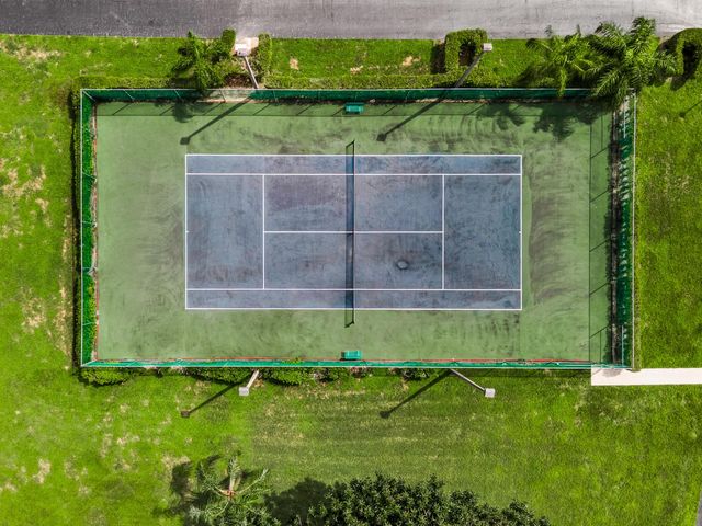 1009 GREEN PINE Boulevard F3, West Palm Beach, FL 33409