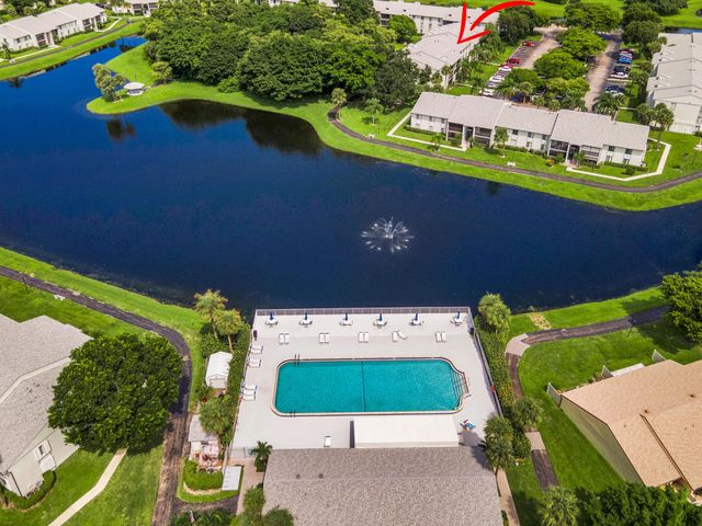 1009 GREEN PINE Boulevard F3, West Palm Beach, FL 33409